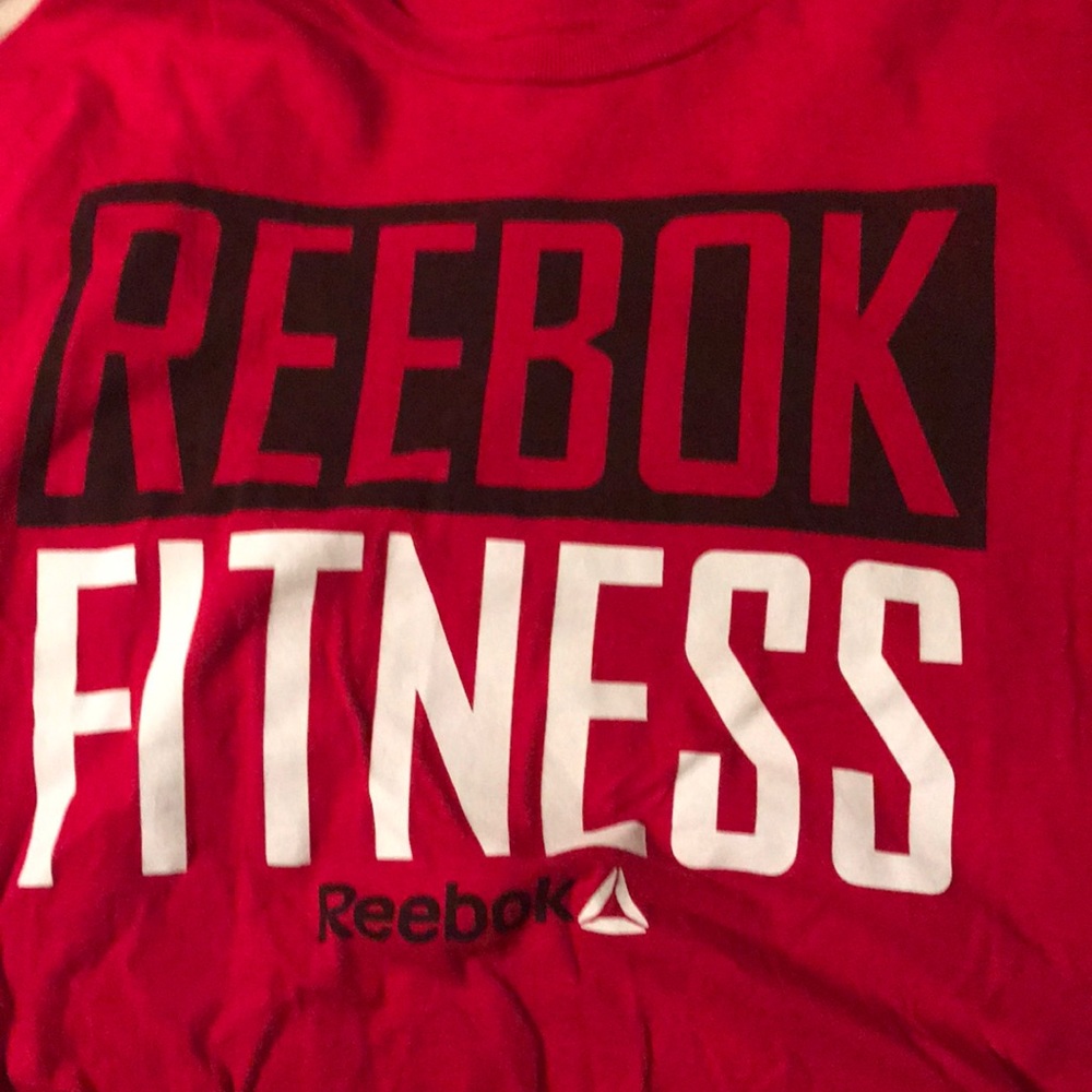 Reebok fitness tee